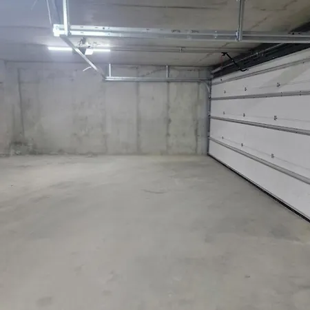 Rentnest Luxe *