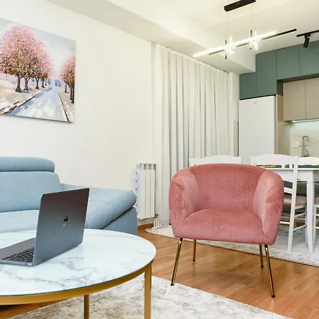 Appartamento Rentnest Luxe Skopje