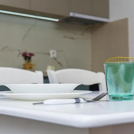 Rentnest Luxe Appartamento *
