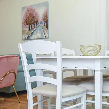 Rentnest Luxe *