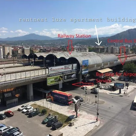 Rentnest Luxe Appartamento